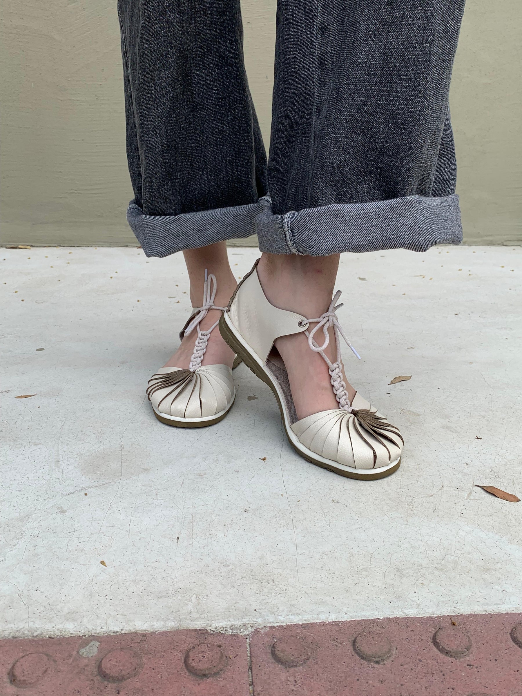 Sandália Celta OFF-WHITE - SALOMÉ